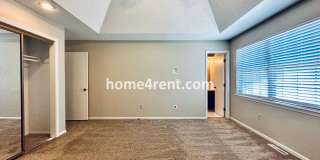 Beautiful Overland Park Home! Gallery 20