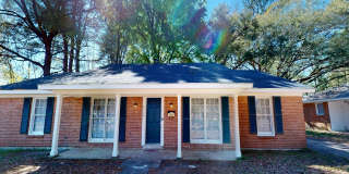 Rent to Own-Lease Option 4/2 in Woodley Park! Gallery 1
