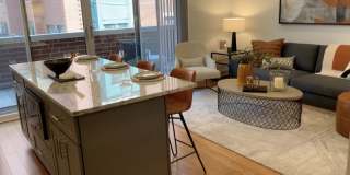 1052 W Monroe Gallery 5