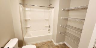 Fantastic Single-Family Home w/ 3 Car Garage - Ankeny Gallery 23