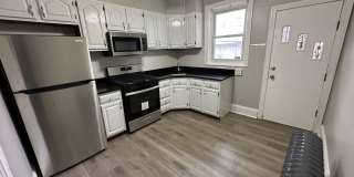 Charming updated 3 bed 1 bath in amazing location Gallery 3