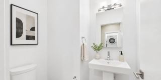 Luxury 23-Ft-Wide 3bed 2.5 bath Northern Liberties Townhome w/ Garage Parking, Finished Basement & Roof Deck Gallery 25