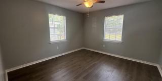 1206 Beach Avenue Gallery 4