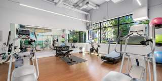 Clarendon Gallery 24