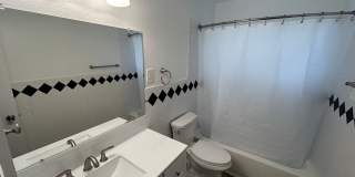 **APPLICATION RECEIVED** *MOVE IN SPECIAL* Tucked Away on a Cul-de-Sac | 3-Bedroom San Antonio Home! Gallery 18