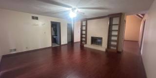 Unique Lyndon area 4 bedroom home with multiple common areas Gallery 12