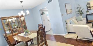 553 FAIRWAYS Circle Gallery 12