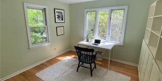 91 Raymond Street Gallery 19