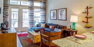 306 Barton Springs Rd Gallery 14