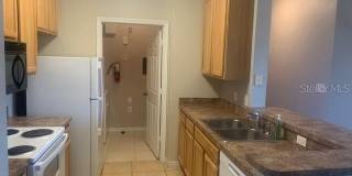 2402 COURTNEY MEADOWS COURT Gallery 2