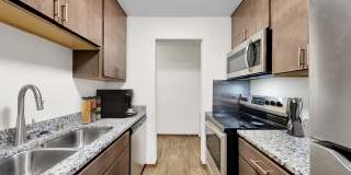 Burnsville Parkway Apartments Gallery 5