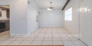 1324 Southwest 61st Terrace Gallery 8