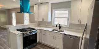 Classic Charm & Incredible Potential in North Hammond! Gallery 4