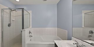 3 Bedroom Home in Streamwood! Gallery 8