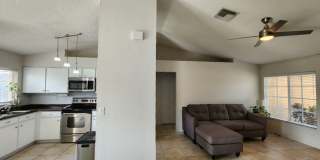 Gorgeous 3-Bedroom, 2-Bathroom in Brandon Gallery 11