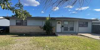 Spacious Modern Retreat – 4‑Bed, 2‑Bath Home in Big Spring Gallery 1