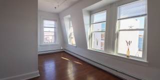 187 Bank Street Gallery 9