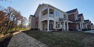 Emery Oak - 2 Br/2Ba Rental Home - Second Floor Gallery 1