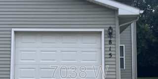 815 Whitney Street Gallery 1