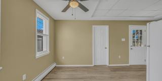 538 Birch Street unit: 3 Gallery 7