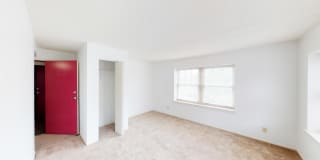 Ricardo Ricardo Gallery 33