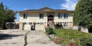 395 Hemlock Circle Gallery 1