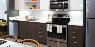 Avalon Esterra Park Gallery 1