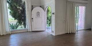 459 South Holt Avenue Gallery 4