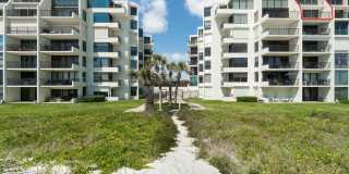 2100 OCEAN Drive Gallery 45
