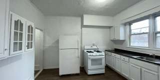 5 beds 2 bath Gallery 20
