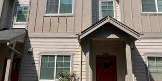 10308 SW Hollyridge Lane ~ Beautiful West Slope Tri-Level Condo Gallery 3
