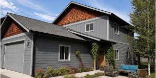 728 Aspen Grove Street Gallery 1