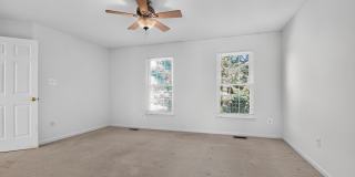 Meticulously maintained & spacious 4 Bd/2 full & 2 half bath home  Home in Dawson's Landing - Pets Welcome! Gallery 22