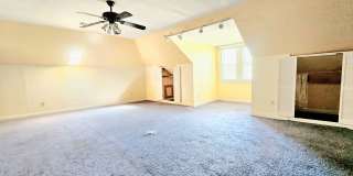 243 Callender Street Gallery 17