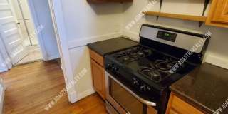 2821 Charlotte Street Gallery 10