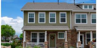 Available 3/16: Beautiful End Unit Townhome in Cherrywood Park Gallery 1