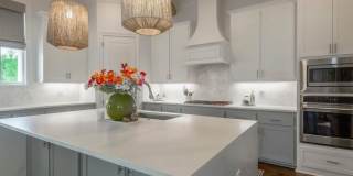 3 Bedroom House in Rouzan | Community Pool Gallery 3