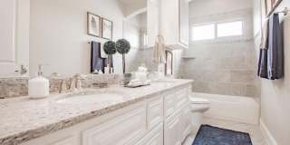 3000 Comal Court Gallery 17