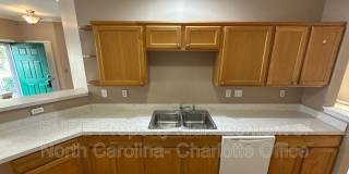 17811 Delmas Drive Gallery 11