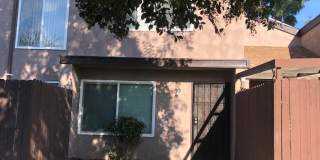 Southwest - Pinion Springs Townhome Gallery 1