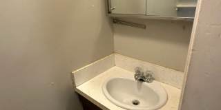 PRELEASING for AUGUST! Close to Campus Gallery 7