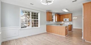 7871 ROLLING WOODS Court Gallery 6
