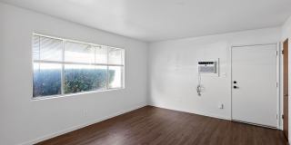 Charming 2BR Apartment in Fresno Gallery 15