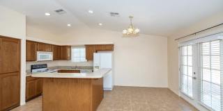10354 E 37 ST Gallery 4