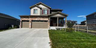 Gorgeous 4 Bed, 2.5 Bath New-Build in Berthoud! Gallery 1