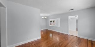 814 W INDIANA AVENUE Gallery 6
