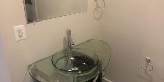Commuter Friendly Beautiful Townhouse in Baltimore- Will go fast! Gallery 7