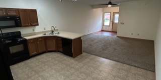 1 Bedroom Apartment with Garage! Gallery 9