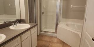 4 Bedroom Home Riverview Gallery 7