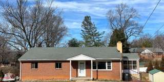 Charming 3 bedroom house Gallery 1